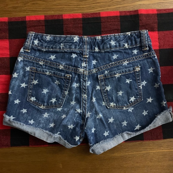 SOLD ON MERCARI🌻Old Navy Girls Jean shorts Sz 10 - Picture 2 of 3